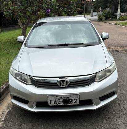 HONDA CIVIC 1.8 LXS 16V FLEX 4P AUTOMÁTICO